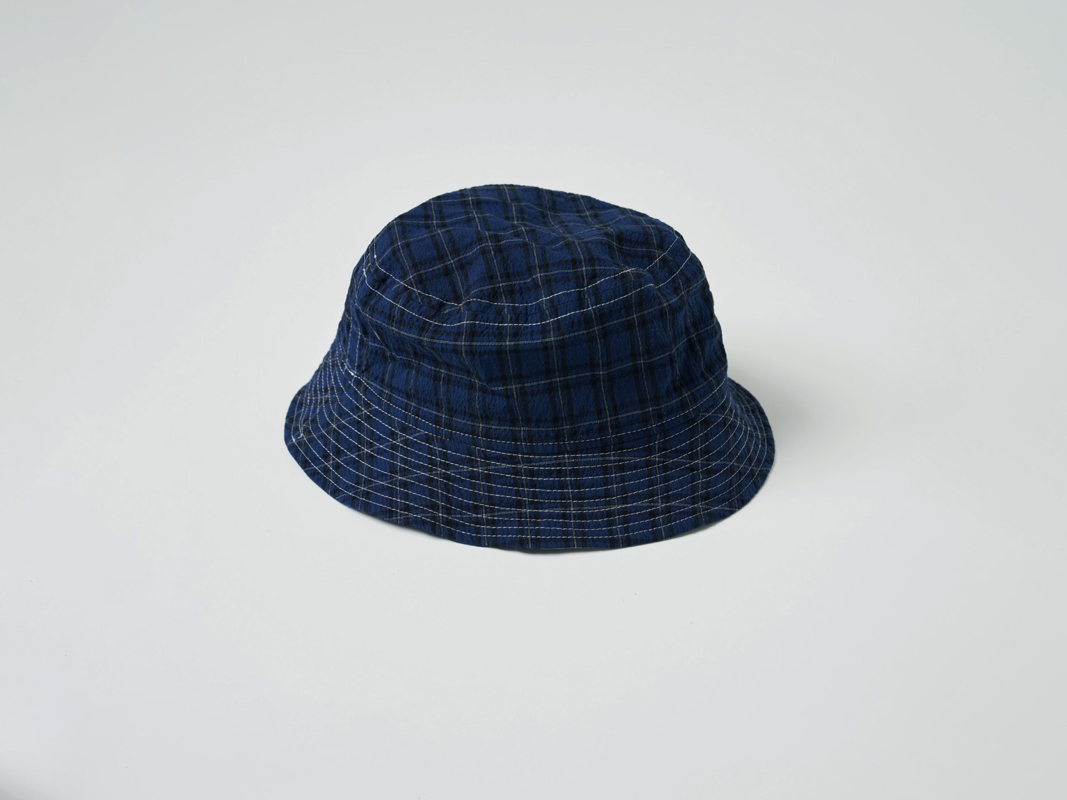 Via Check bucket hat (blue check)