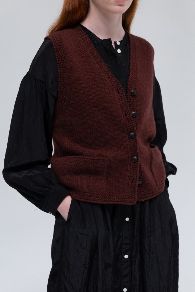 Via Granny knit vest (burgundy brown)